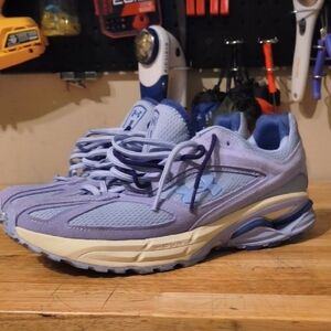 Under Armour Women's Purple Running Shoes